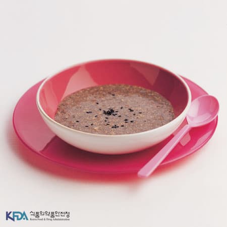 흑임자 두부국