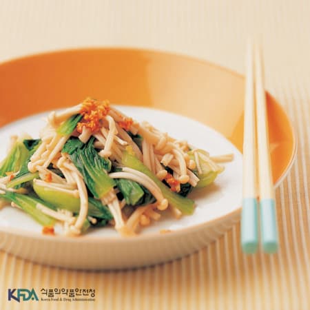 팽이버섯 야채볶음
